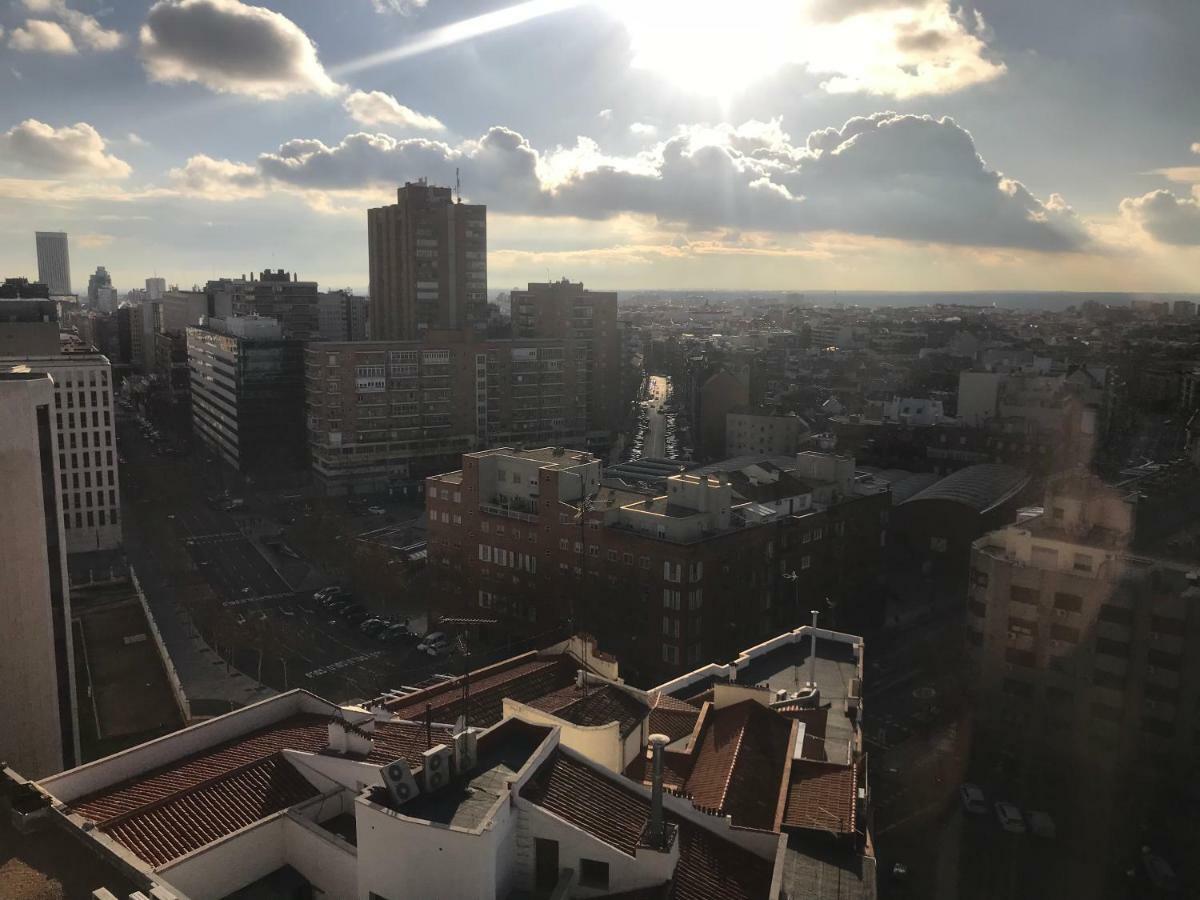 Nirvana Hotel Madrid Eksteriør billede